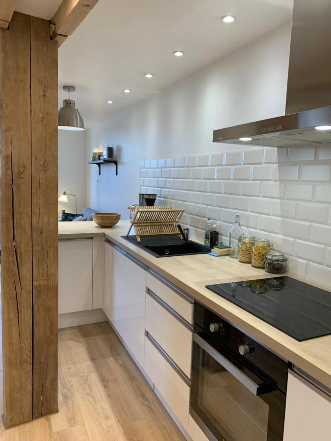 APPARTEMENT DUPLEX SAUMUR CENTRE, refait à neuf, à proximité du château Exterior foto